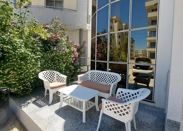 Rinia Apartments