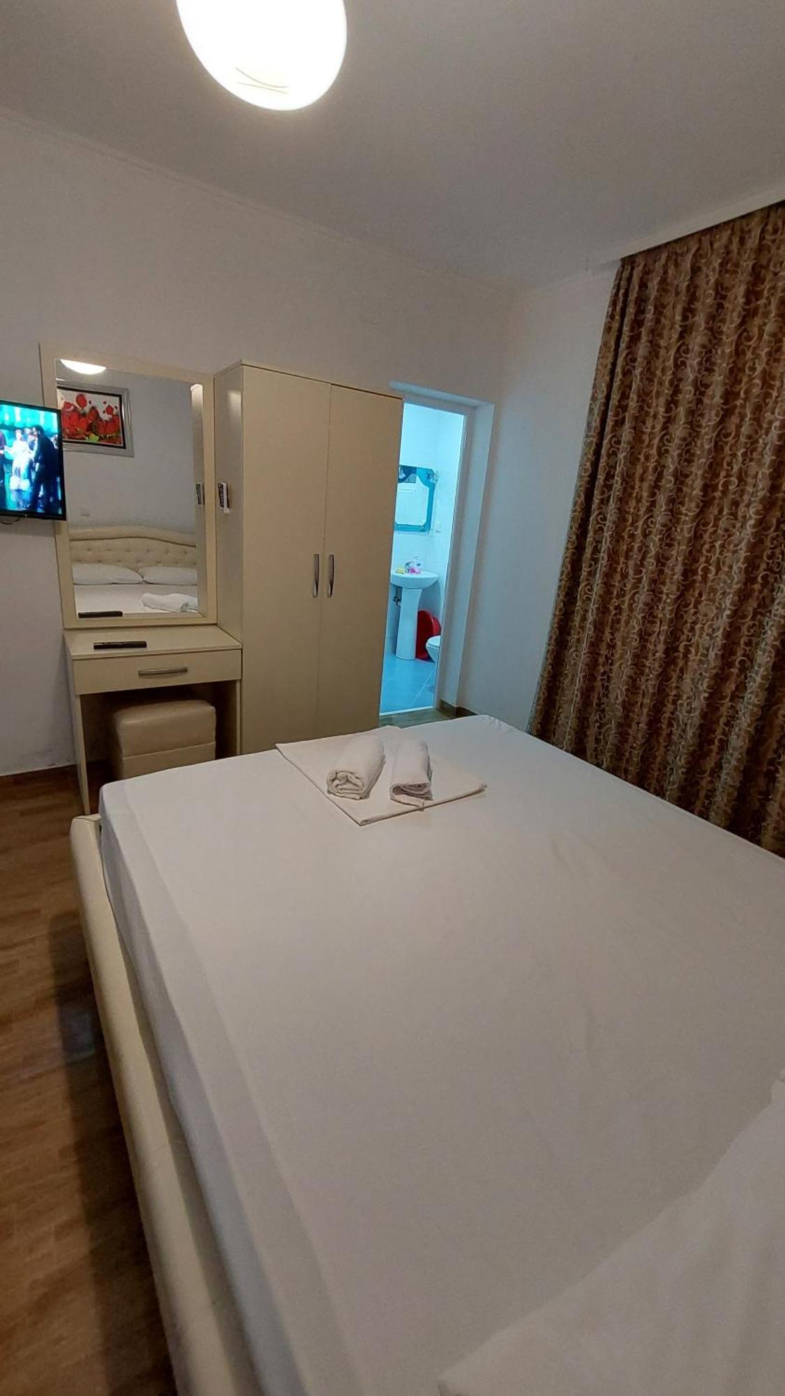Rinia Apartment