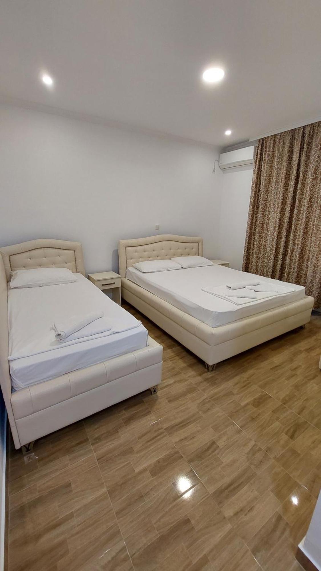 Rinia Apartment *